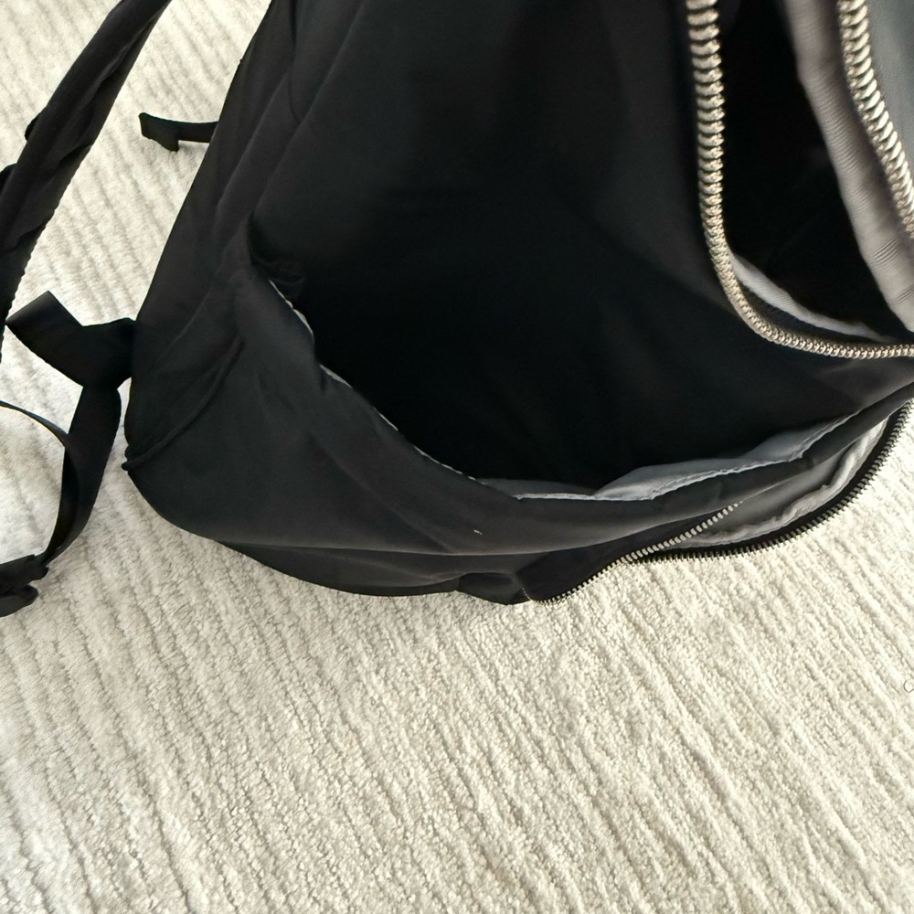 lululemon Backpack - Picture 6 of 6